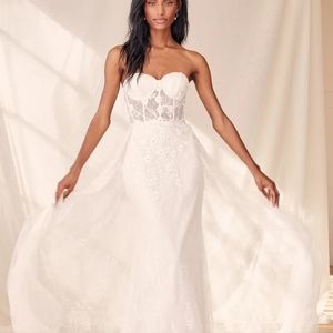 *NEW* Lulus Wedding Dress - Elegance White Lace Embroidered Rhinestone Strapless